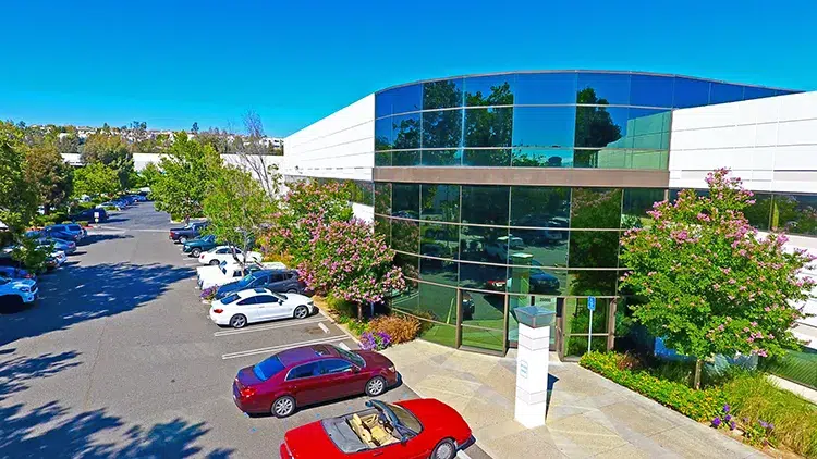 Conejo Services Roofs, Pools and Garage Doors, 25000 Avenue Stanford #144, Santa Clarita
