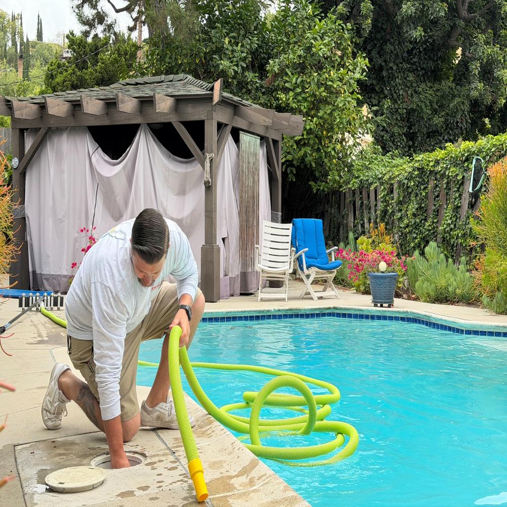 22809 Cass Avenue, Woodland Hills, CA, 91364 Pool Tech Maint. 2